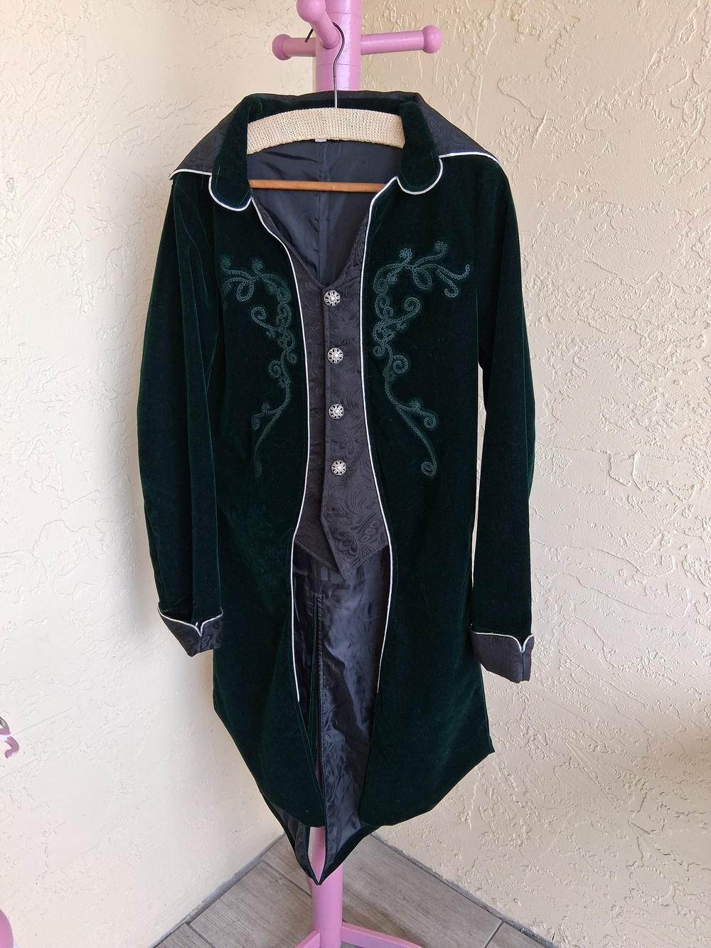 Theatrical Cosplay Halloween